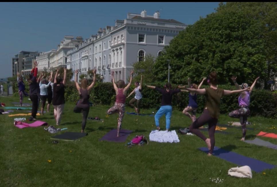 Yoga on the Hoe
